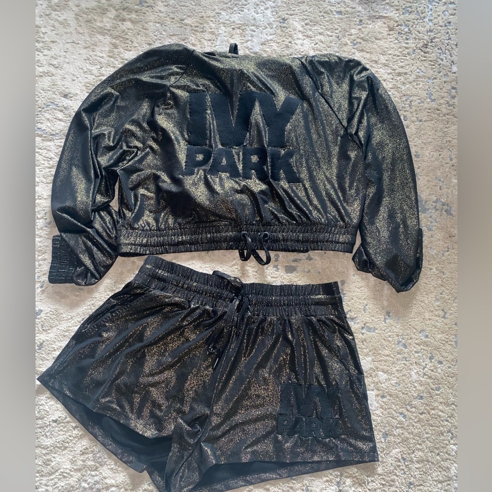 IVY PARK gold shimmer set - M